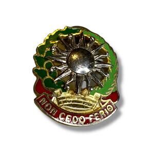 Vintage Non Cedo Ferio Pin, US Army 3rd Air Defense Artillery Military 1.25"